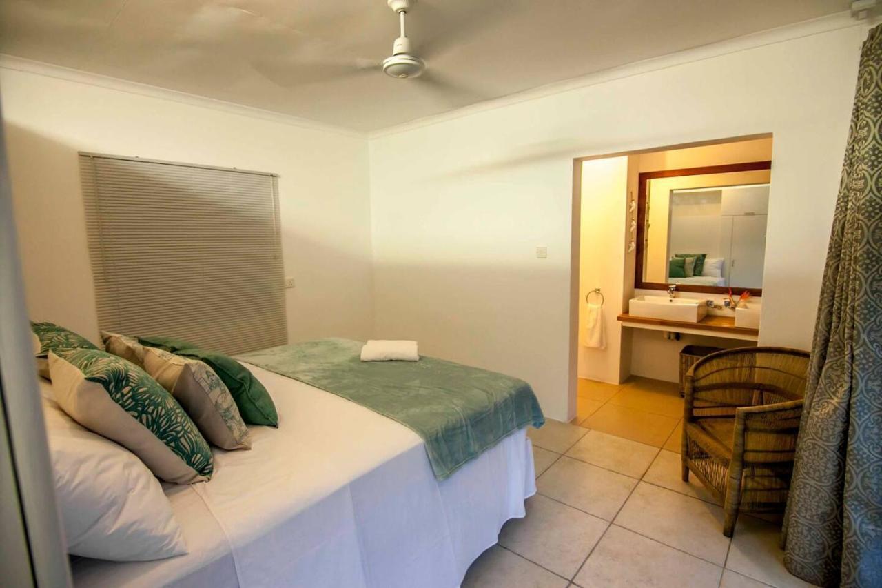 Red Coconut Self-Catering Lejlighed Baie Lazare  Eksteriør billede