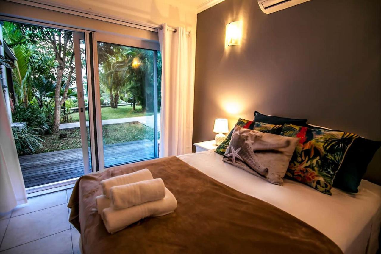Red Coconut Self-Catering Lejlighed Baie Lazare  Eksteriør billede