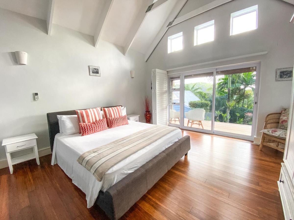 Red Coconut Self-Catering Lejlighed Baie Lazare  Eksteriør billede
